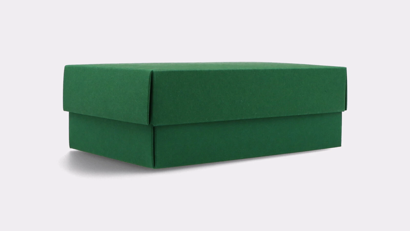 Box with lid and base in dark green