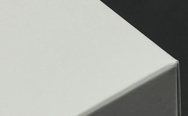 Uncoated cardboard white
