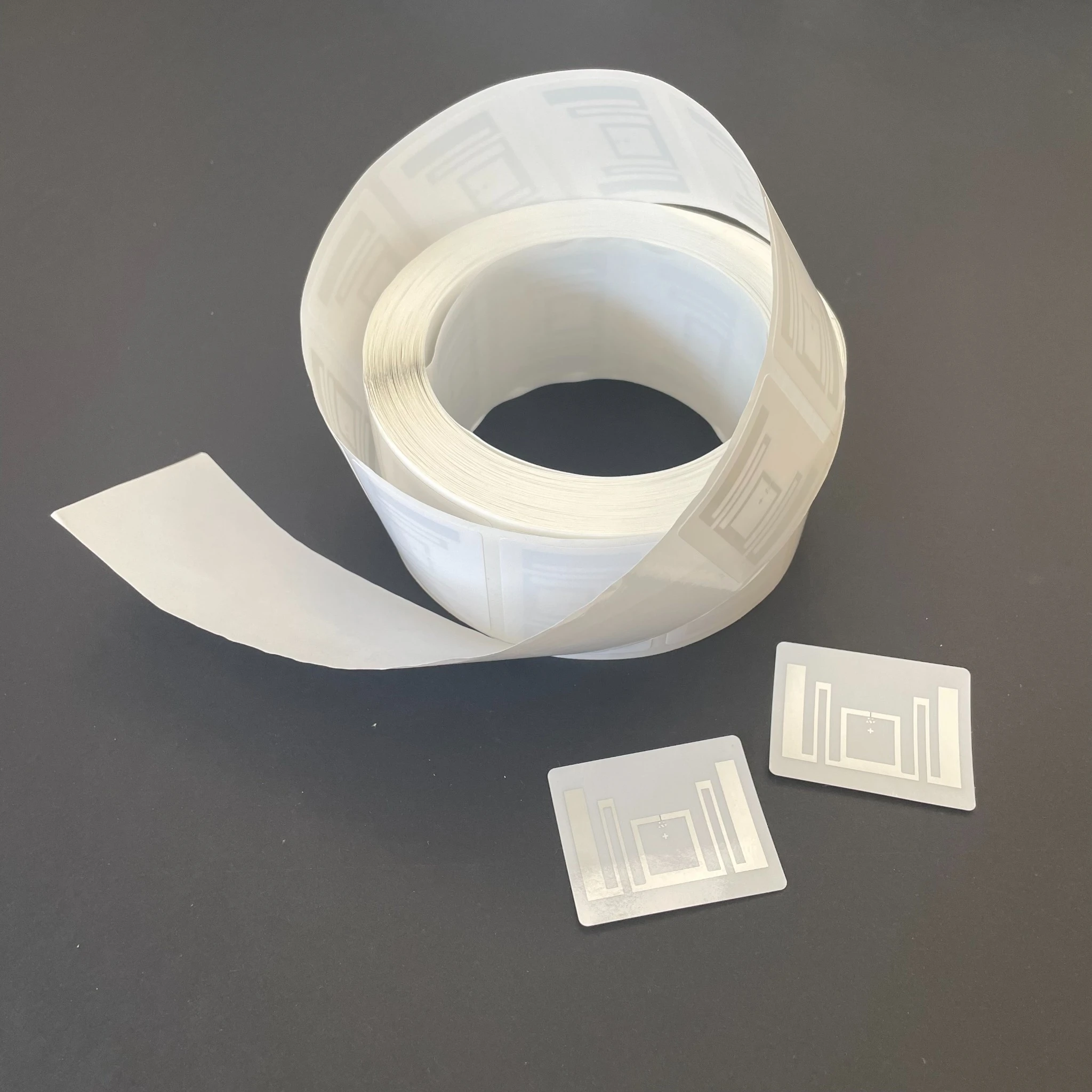 RFID-Etiketten auf Rolle